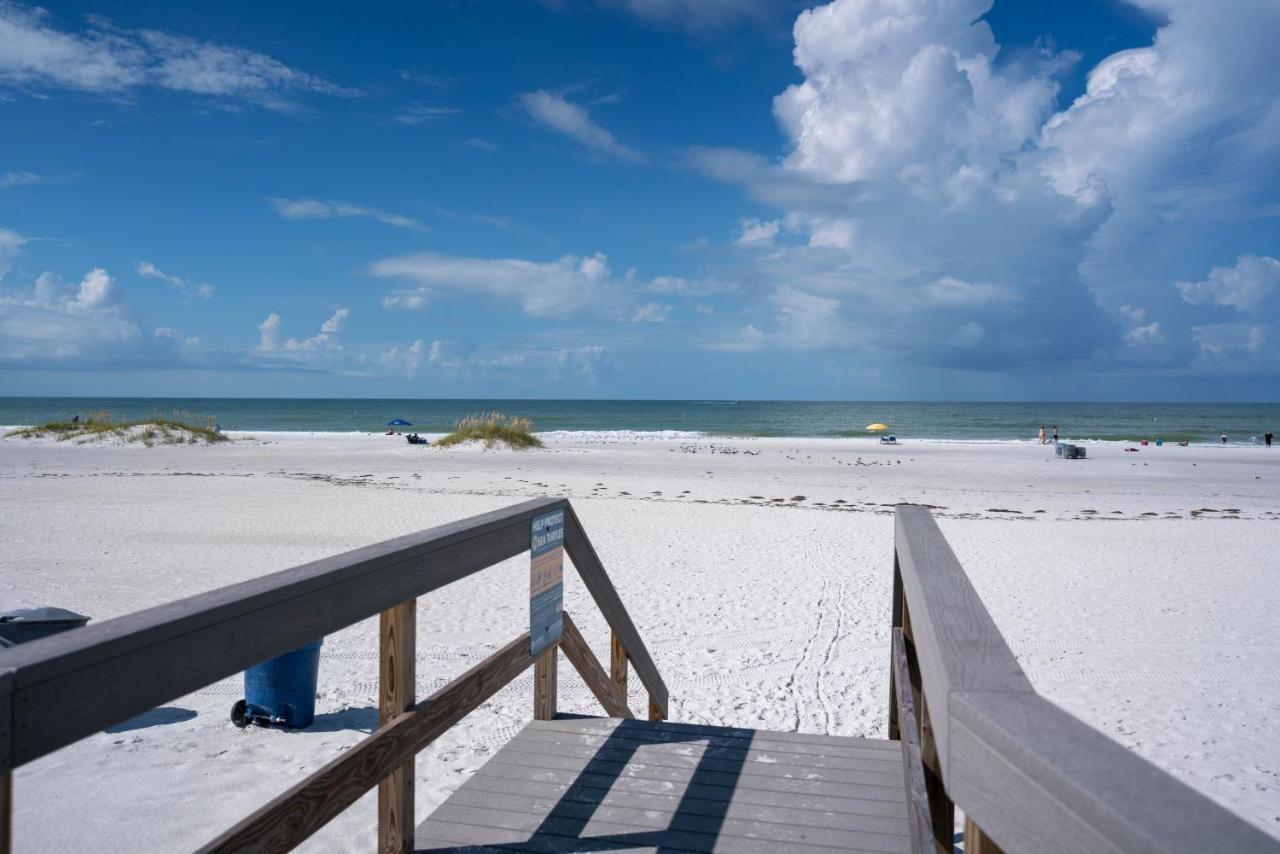 Silver Sands St. Pete Beach Exterior photo